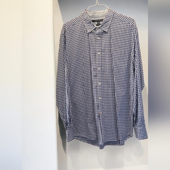 Men's long sleeve button-down dress shirt. Size XL - Picture 1 of 8